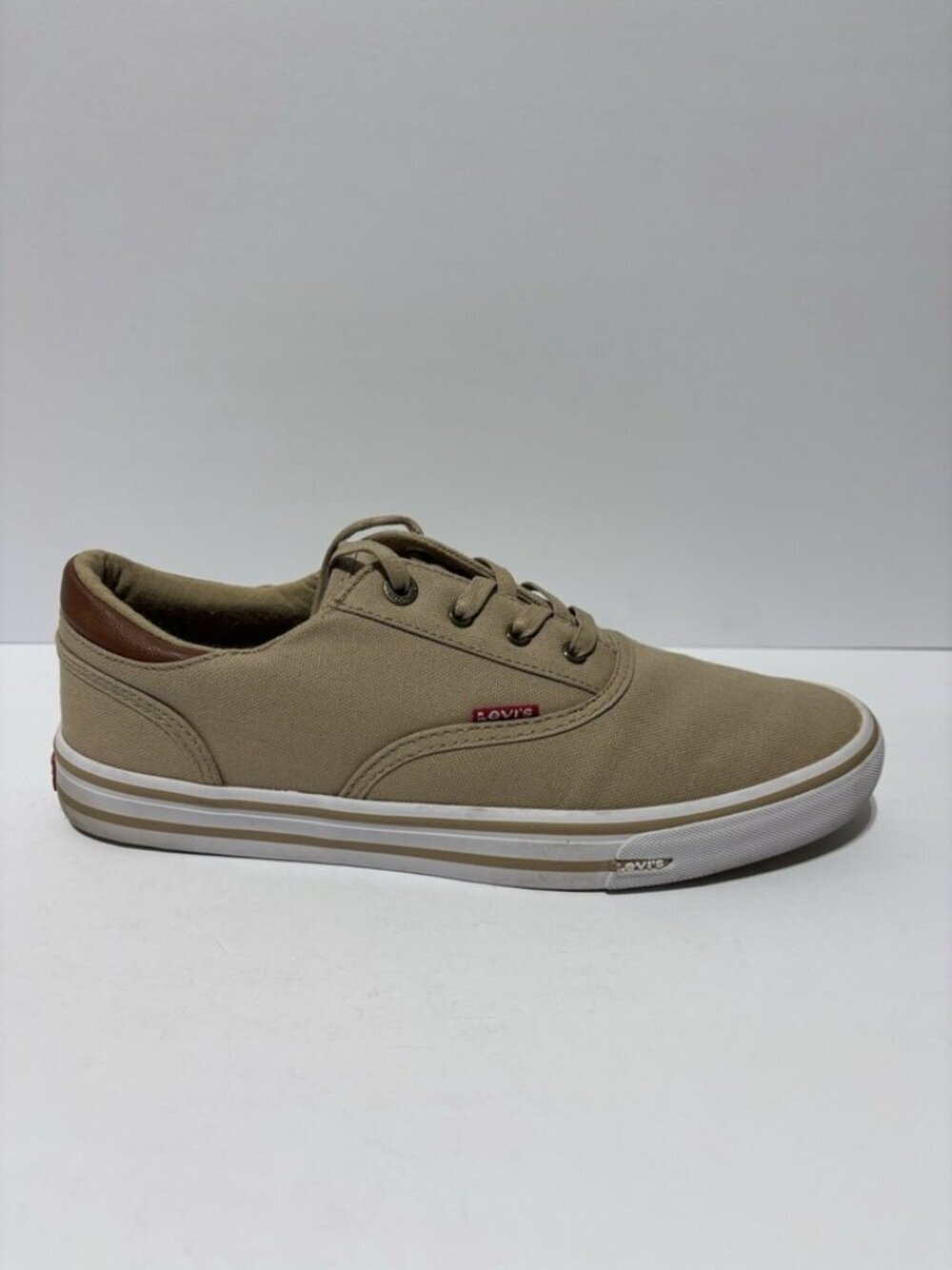 Levi’s Men’s Ethan CT Canvas II Khaki Sneakers, Size 9.5 M
